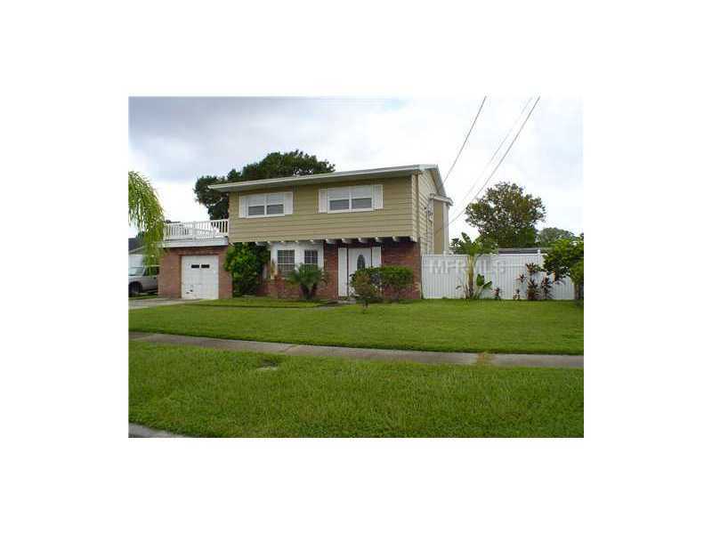 Property Photo:  8440 Boxwood Drive  FL 33615 