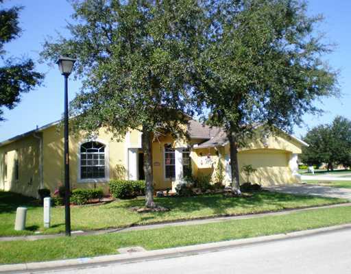 Property Photo:  25210 Yuma Way  FL 34639 