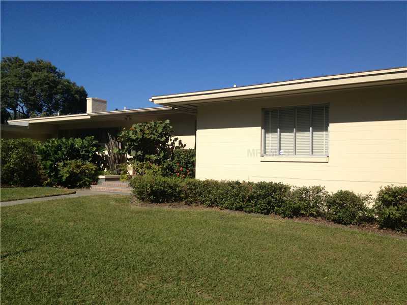 Property Photo:  201 E Copeland Drive  FL 32806 