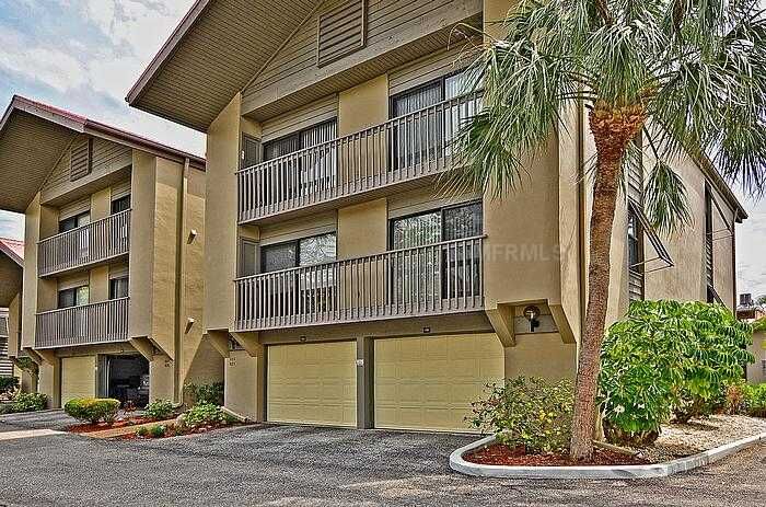 Property Photo:  1121 Lake House Circle C-111  FL 34242 