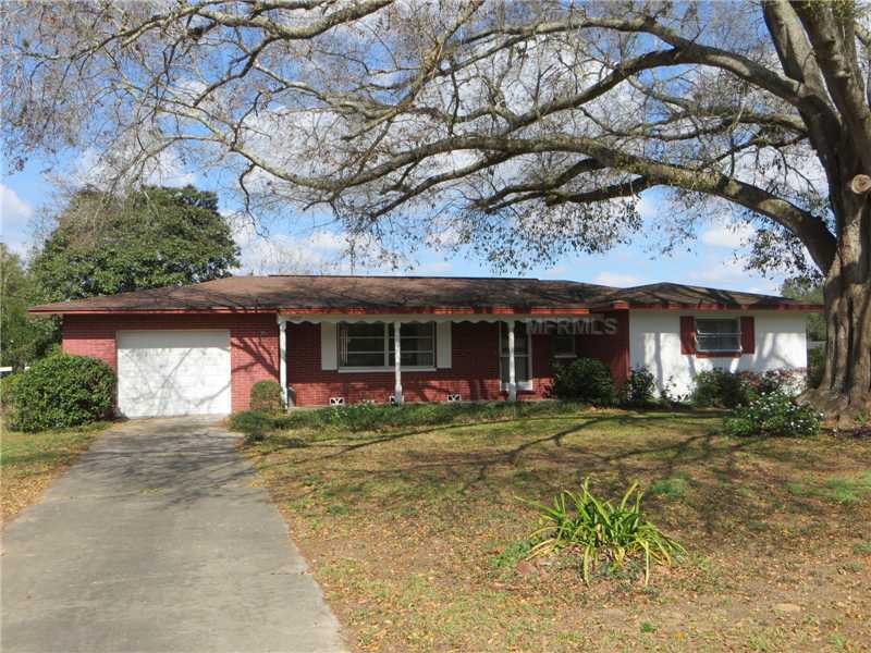 Property Photo:  37117 Mandarin Avenue  FL 33541 