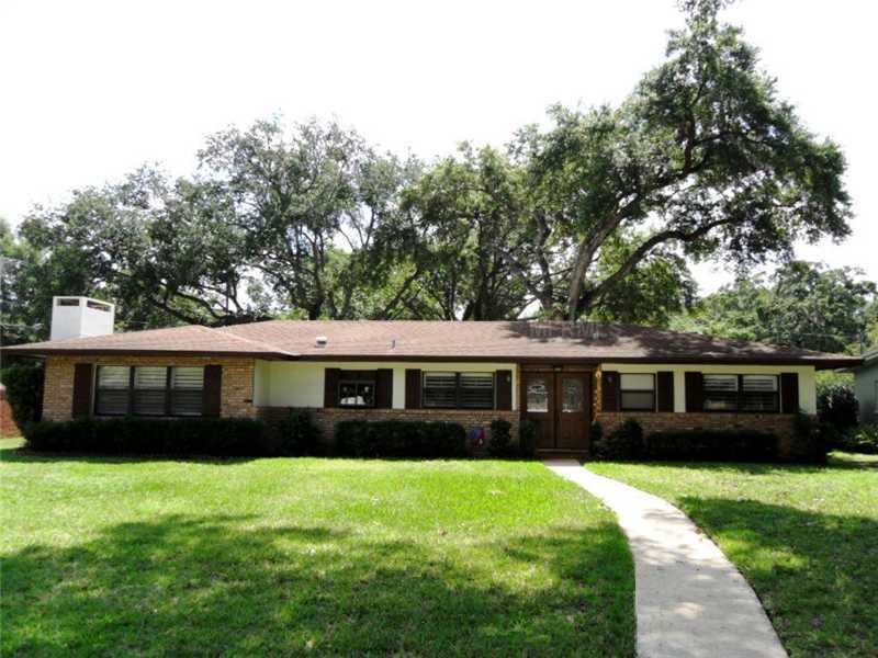 Property Photo:  4801 Big Oaks Lane  FL 32806 