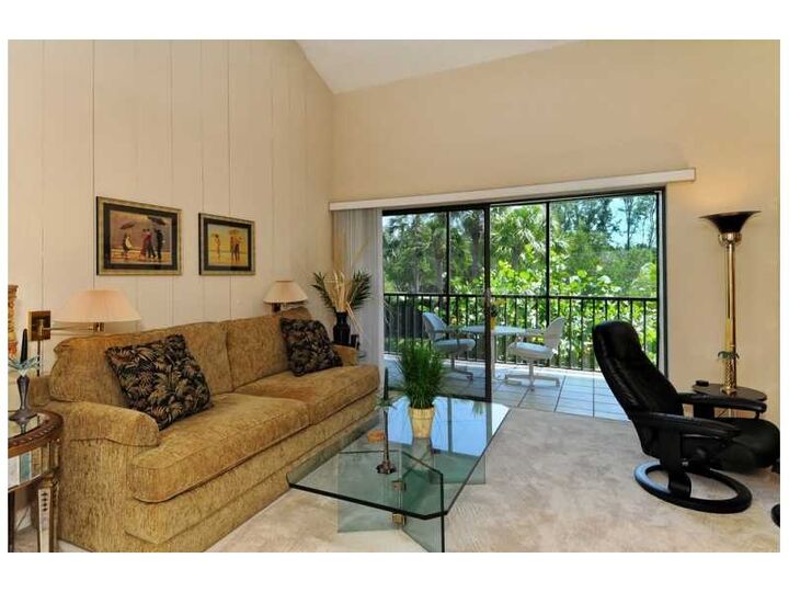 Property Photo: 2055 Gulf Of Mexico Drive 214E FL 34228