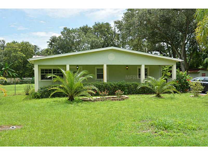 Property Photo:  2416 Maydell Drive  FL 33619 