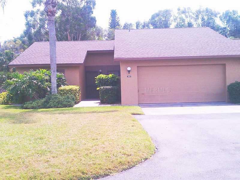 Property Photo:  3103 Glen Elyn Boulevard 5  FL 34237 