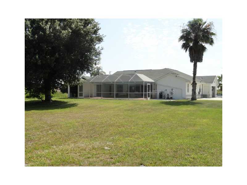 Property Photo:  2227 Harbour Drive  FL 33983 