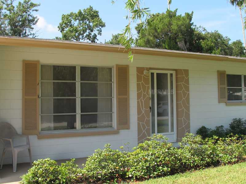 Property Photo:  3886 Hawkeye Circle  FL 34232 