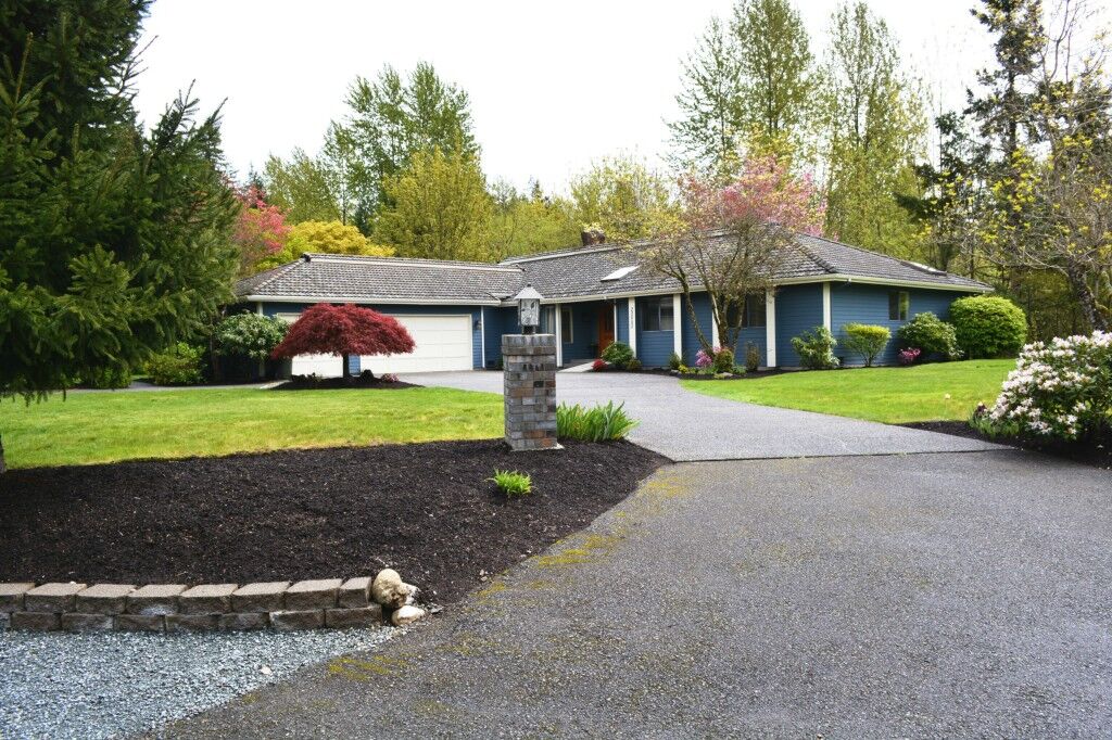 Property Photo:  22603 238th Place SE  WA 98038 