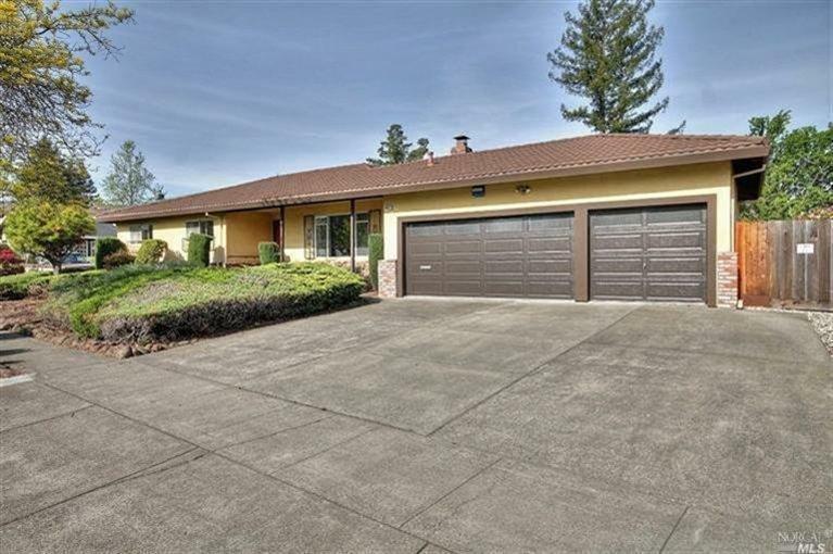 Property Photo:  6035 Country Club Drive  CA 94928 