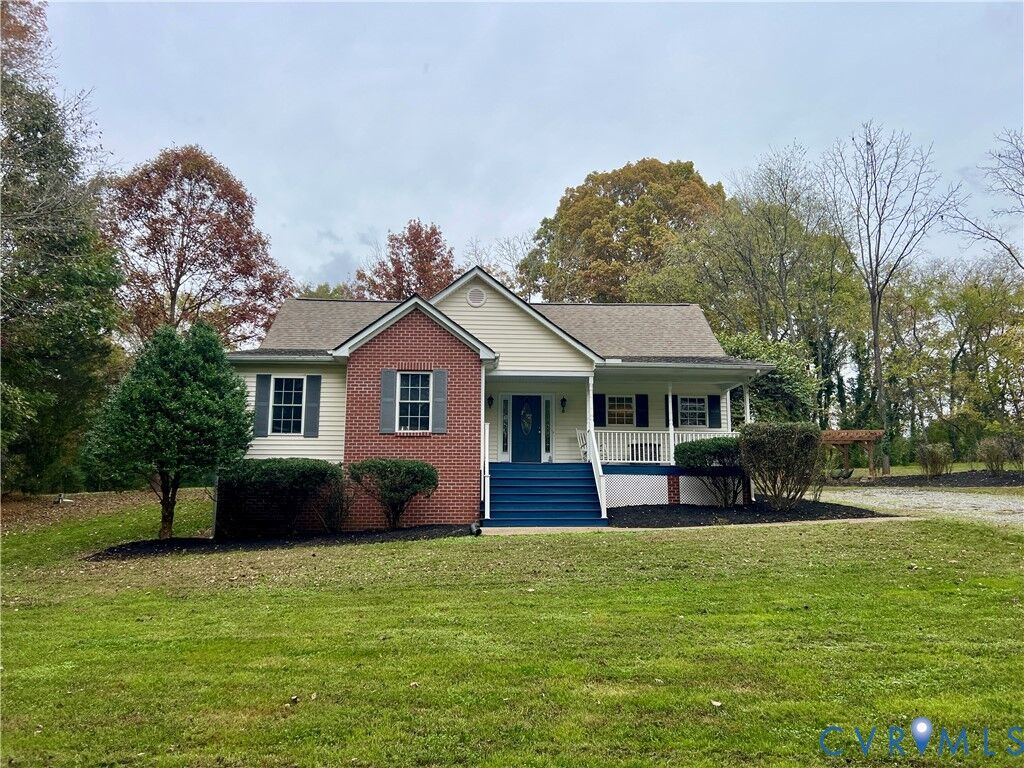 Property Photo: 12128 Old Chula Road VA 23002