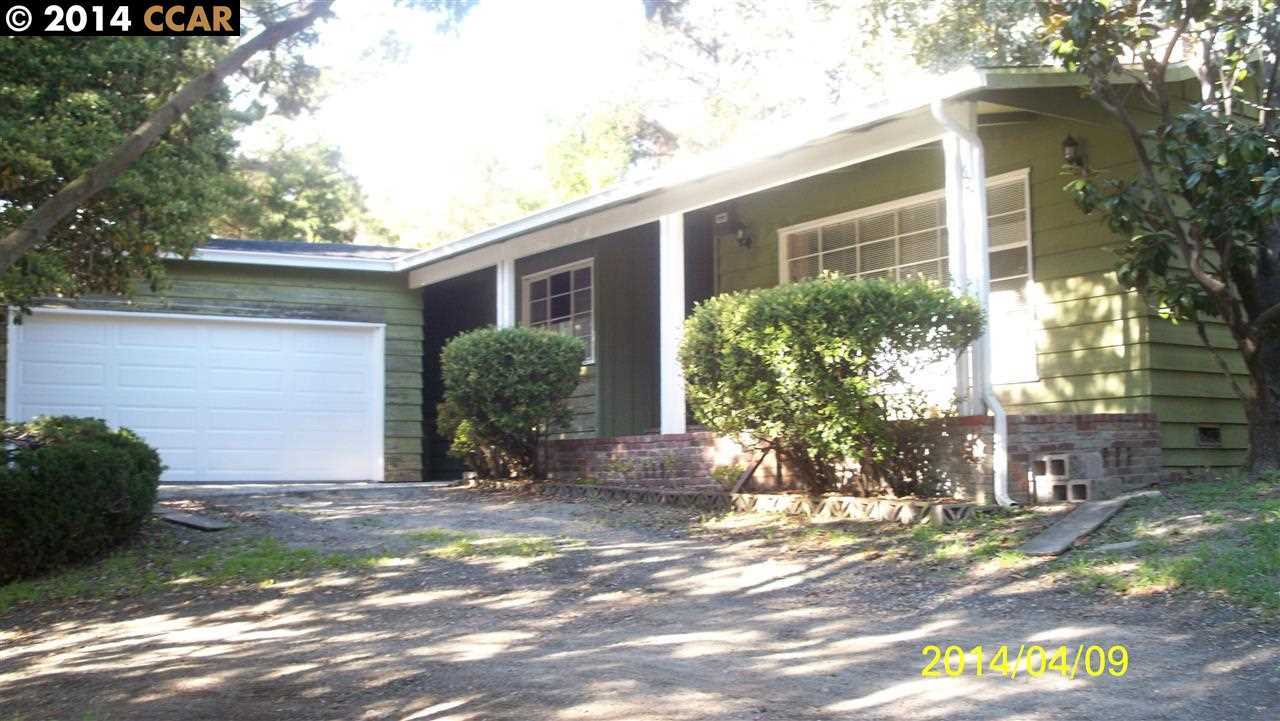 Property Photo:  620 Appian Way  CA 94803 