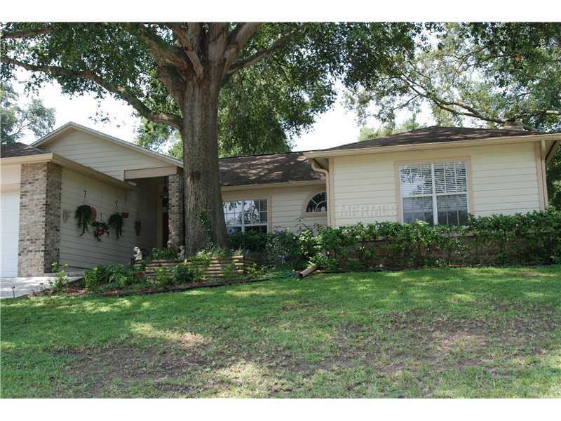 Property Photo:  2270 Ridge Avenue  FL 34711 