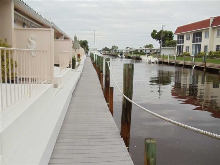 Property Photo: 903 Gibbs Road 2 FL 34285