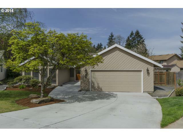 Property Photo:  3214 NE 111th Cir  WA 98686 