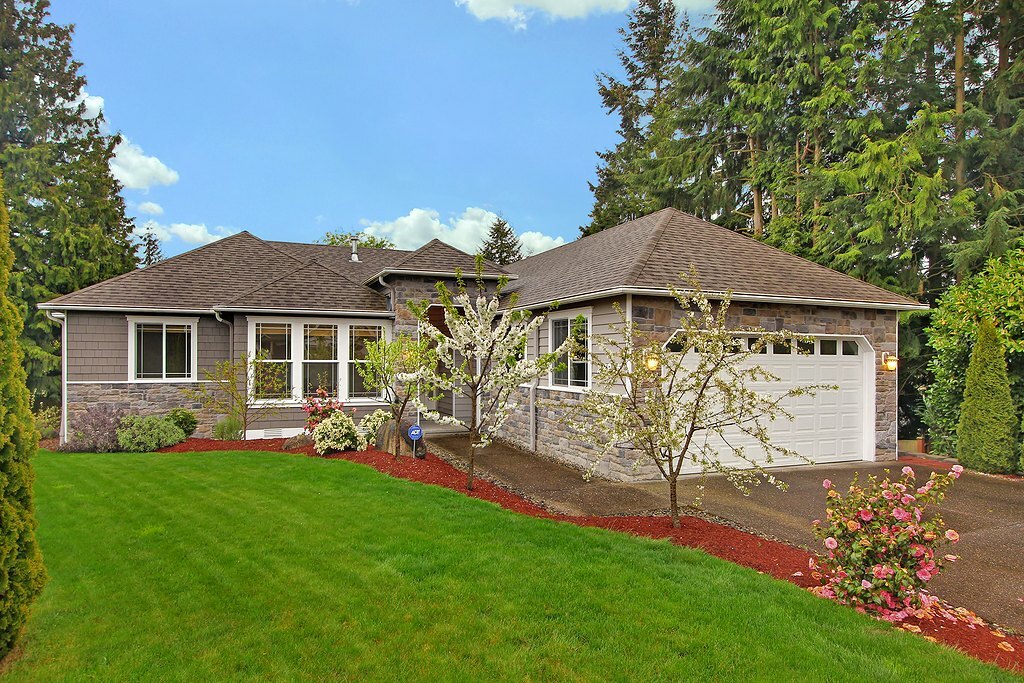 Property Photo:  23915 76th Ave W  WA 98026 