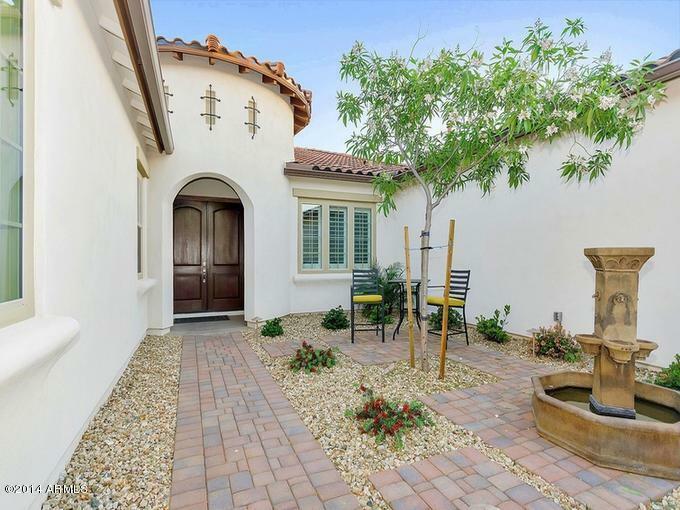 Property Photo: 2875 E Athena Court AZ 85297