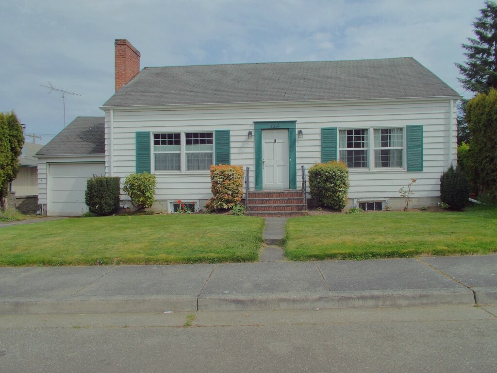 Property Photo: 4319 Terrace Dr WA 98203