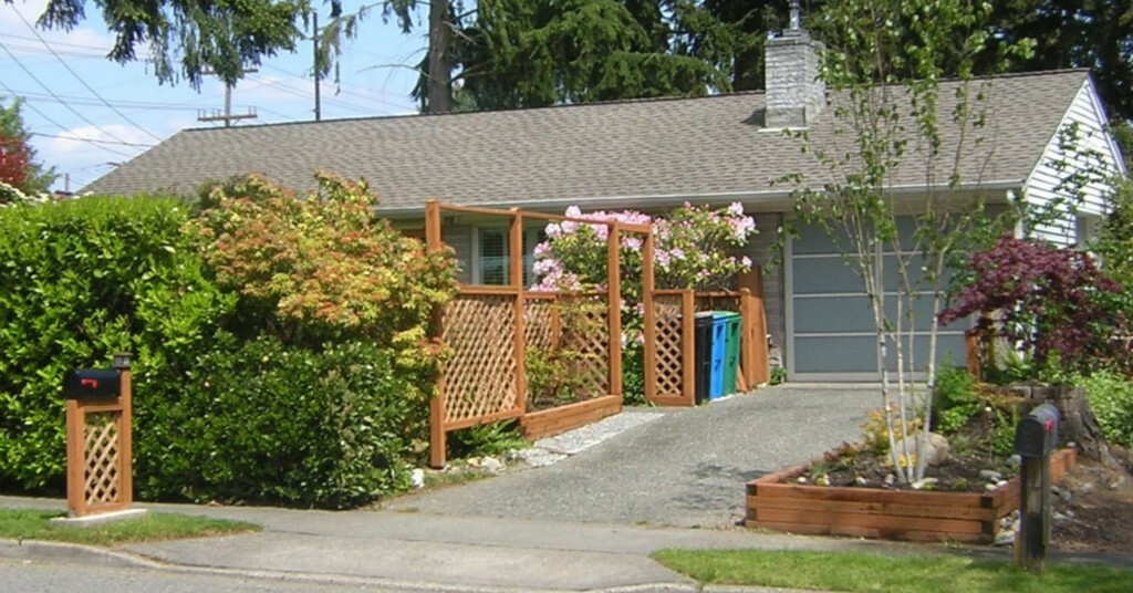 Property Photo:  16220 Meridian Ave N  WA 98133 