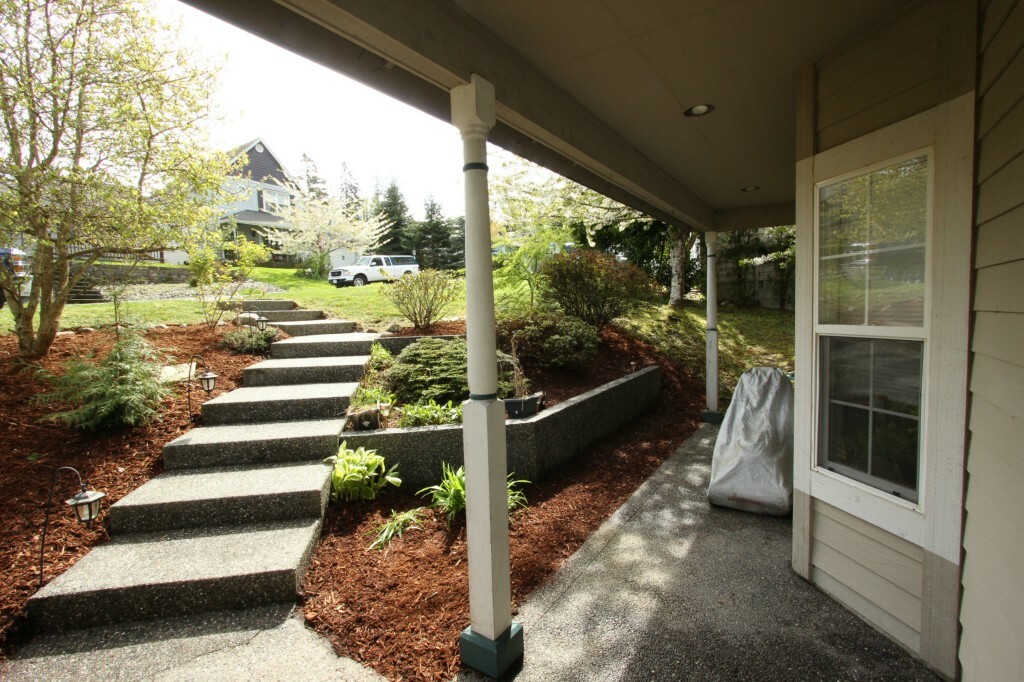 Property Photo: 128 S 41st St WA 98229