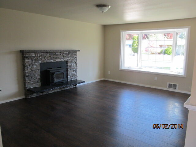 Property Photo:  6510 77th Place NE  WA 98270 