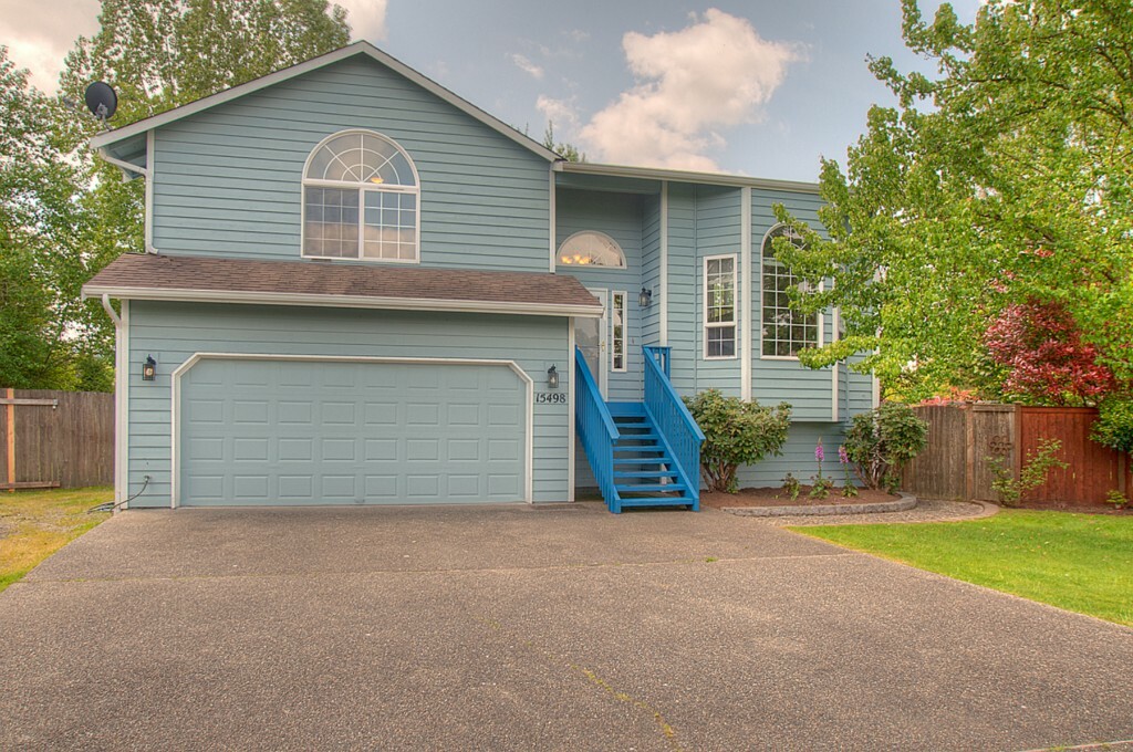 Property Photo:  15498 170th Ave SE  WA 98272 