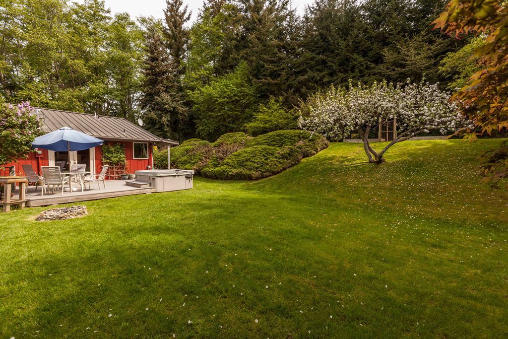 Property Photo: 1567 Roy Rd WA 98249