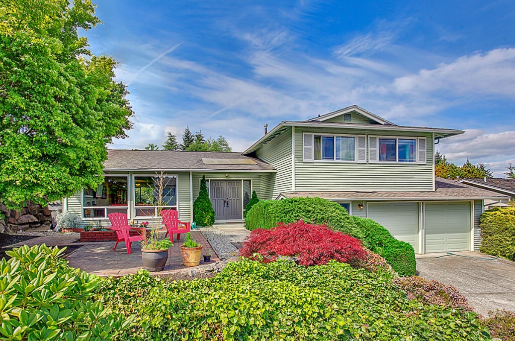 Property Photo: 9426 NE 137th Street WA 98034