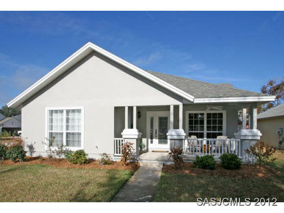 Property Photo: 400 Chamberlain Dr FL 32086