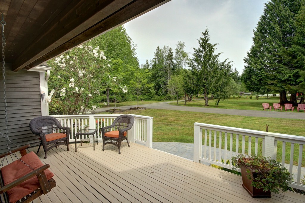 Property Photo:  1816 177th Ave NE  WA 98290 