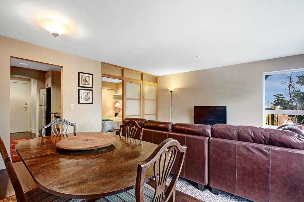Property Photo: 1711 E Olive Wy 207 WA 98102