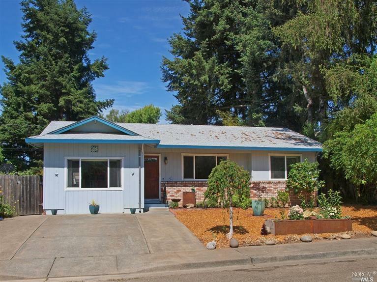 Property Photo:  582 Live Oak Avenue  CA 95472 