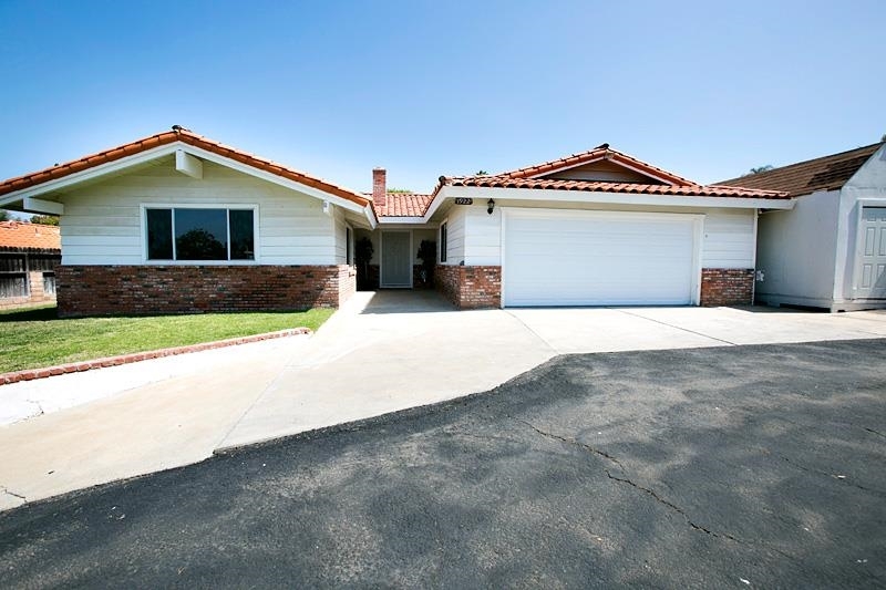 Property Photo: 1922 Odell Circle CA 92084