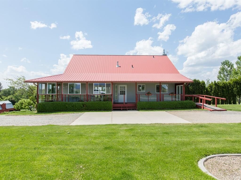 Property Photo:  12017 S Sands Rd  WA 99036 