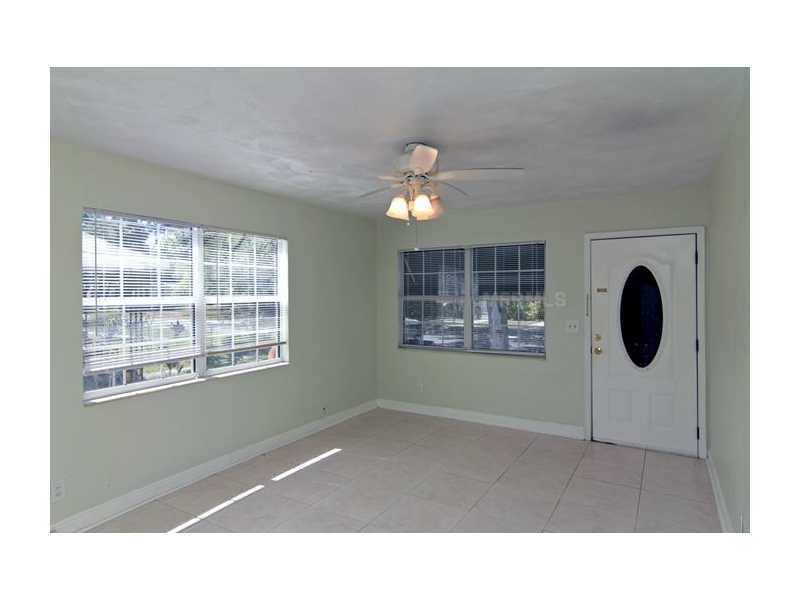 Property Photo:  776 45th Avenue N  FL 33703 