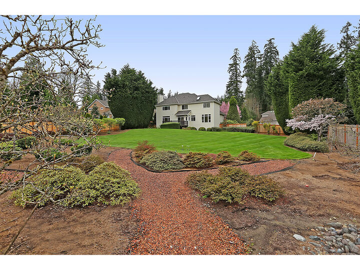 Property Photo:  16037 SE 125th St  WA 98059 