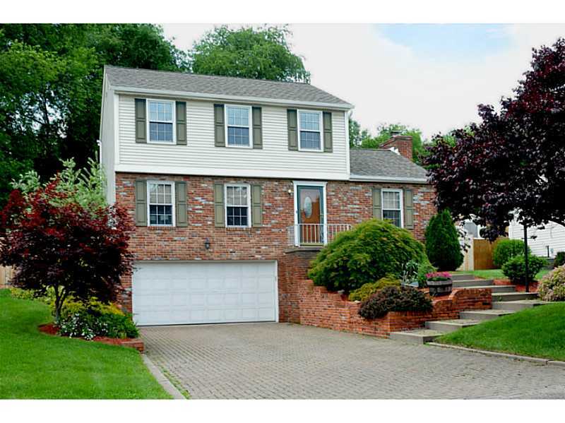 Property Photo: 26 Forest Glen Drive PA 15126