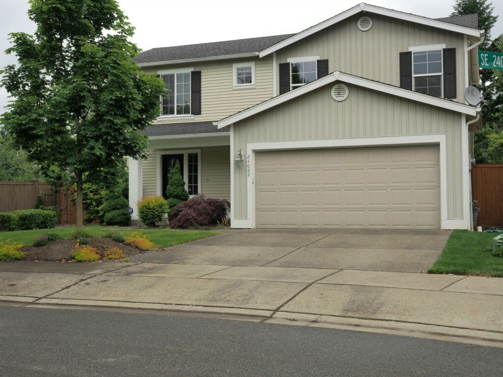 Property Photo:  24022 236th Ave SE  WA 98038 