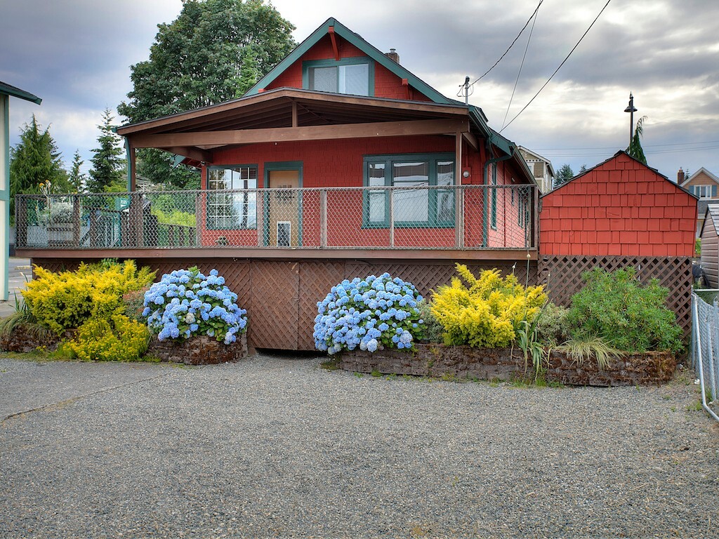 Property Photo: 5017 N Pearl St WA 98407