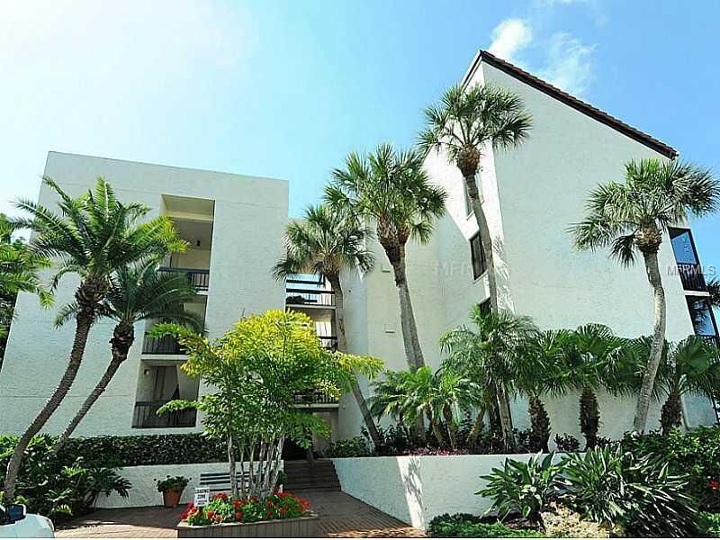 Property Photo: 1975 Gulf Of Mexico Drive G4-102 FL 34228
