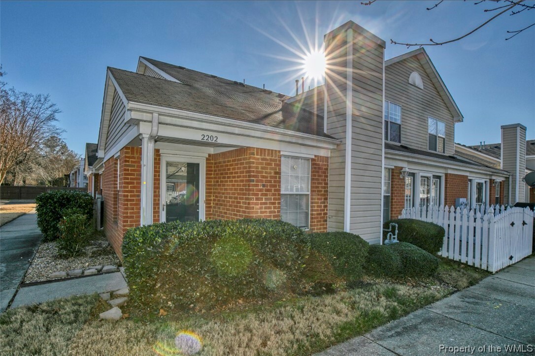 Property Photo:  2202 Westgate Circle  VA 23185 