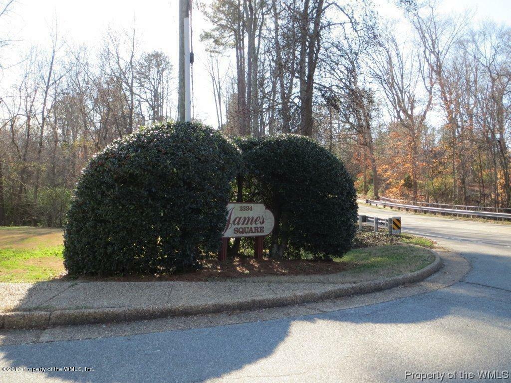 Property Photo:  26 James Square Square  VA 23185 