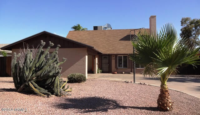 Property Photo:  105 E Riviera Drive  AZ 85282 