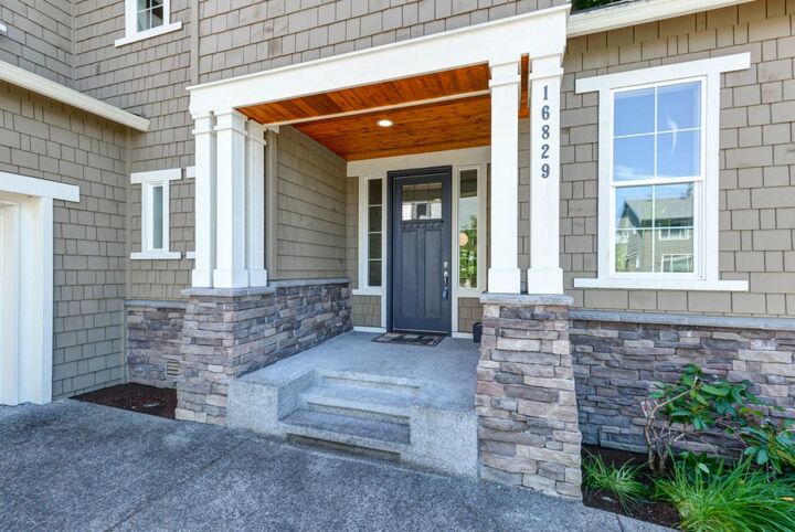 Property Photo: 16829 NE 120th Street WA 98052