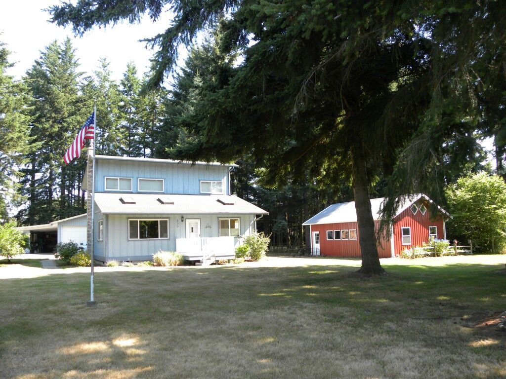 Property Photo:  500 Haddon Rd  WA 98221 