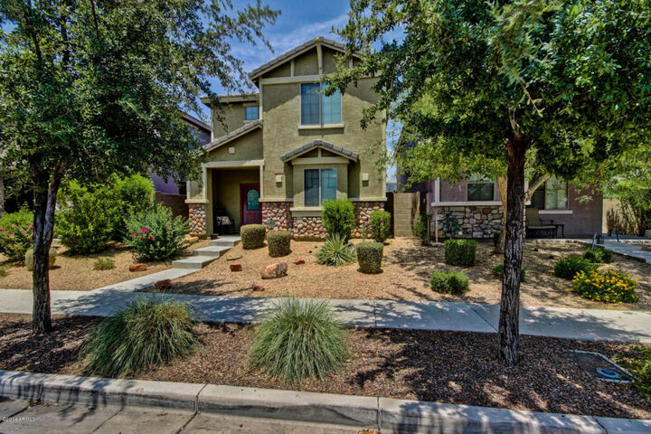 Property Photo: 4366 E Rosemonte Drive AZ 85050
