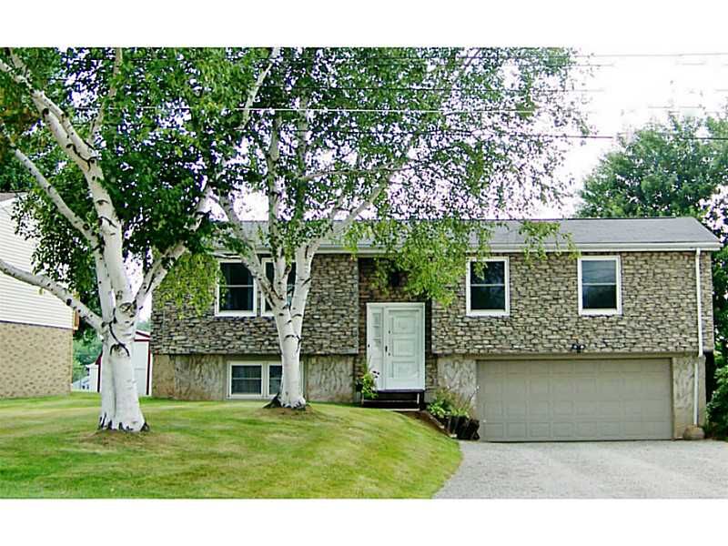 Property Photo:  1190 Ella Street  PA 15061 