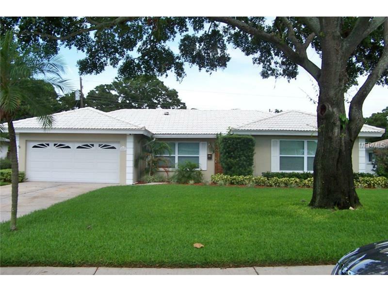 Property Photo:  5207 Denver Street NE  FL 33703 