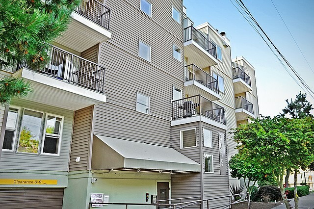 Property Photo:  3045 20th Ave W 409  WA 98199 