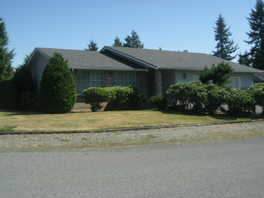 Property Photo:  16557 Green Lane  WA 98233 