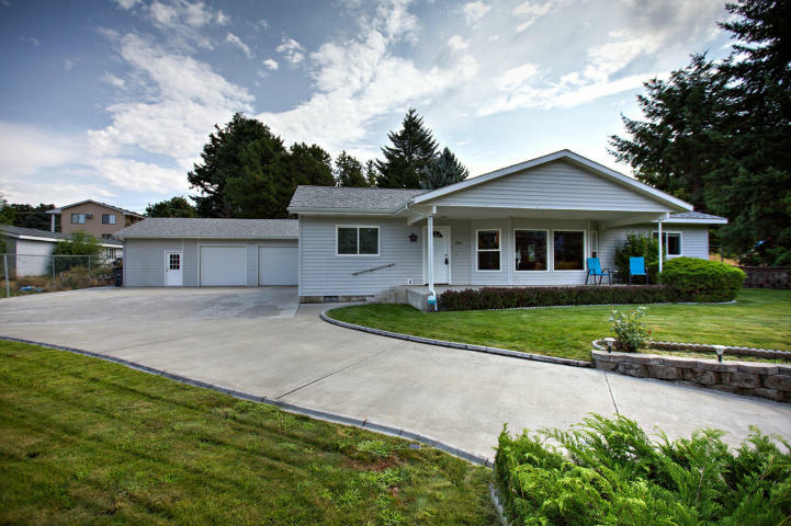 Property Photo: 201 N Keller WA 98802